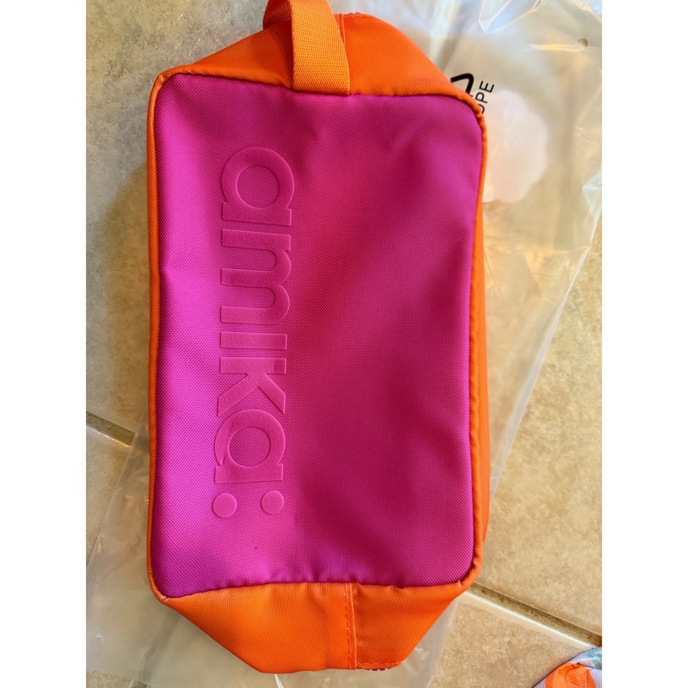 Amika Hair Care Pink Cosmetic Travel Bag Zip Pouch Signature‎ Salon Stylist